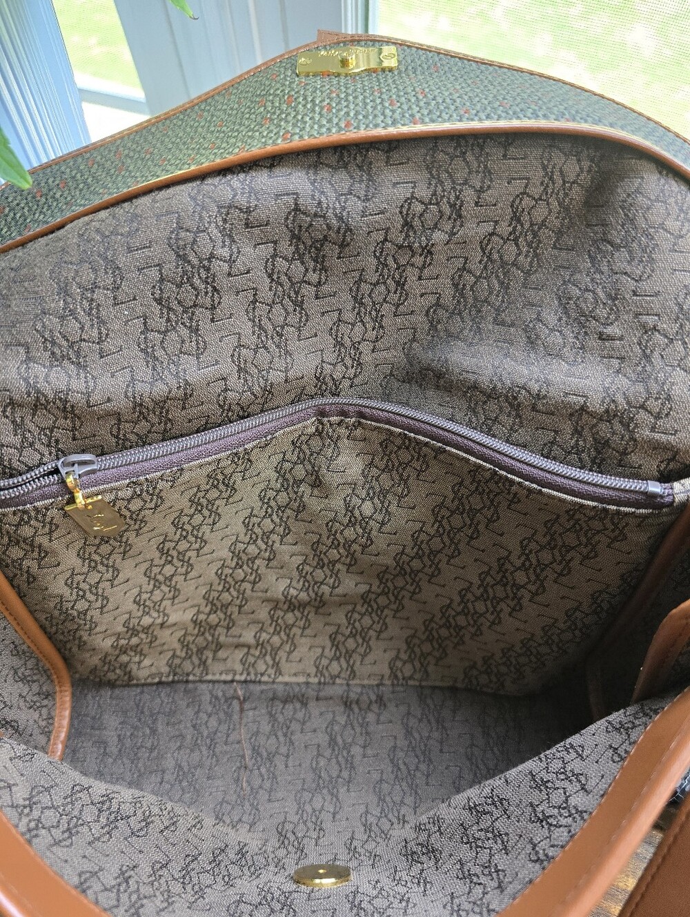 Vintage Yves Saint Laurent Crossbody Bag - Picture 6 of 12